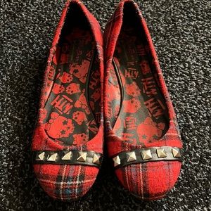 Abbey dawn flats by Avril Lavigne